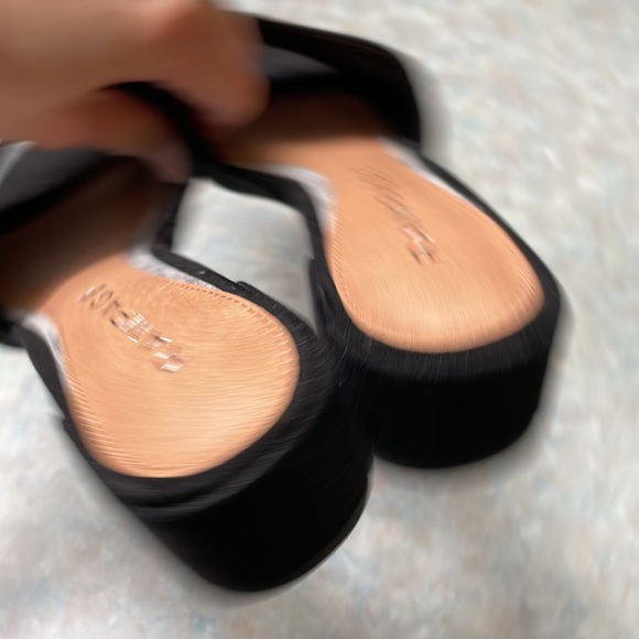 Rampage slides (sz 7 1/2) - Picture 8 of 9